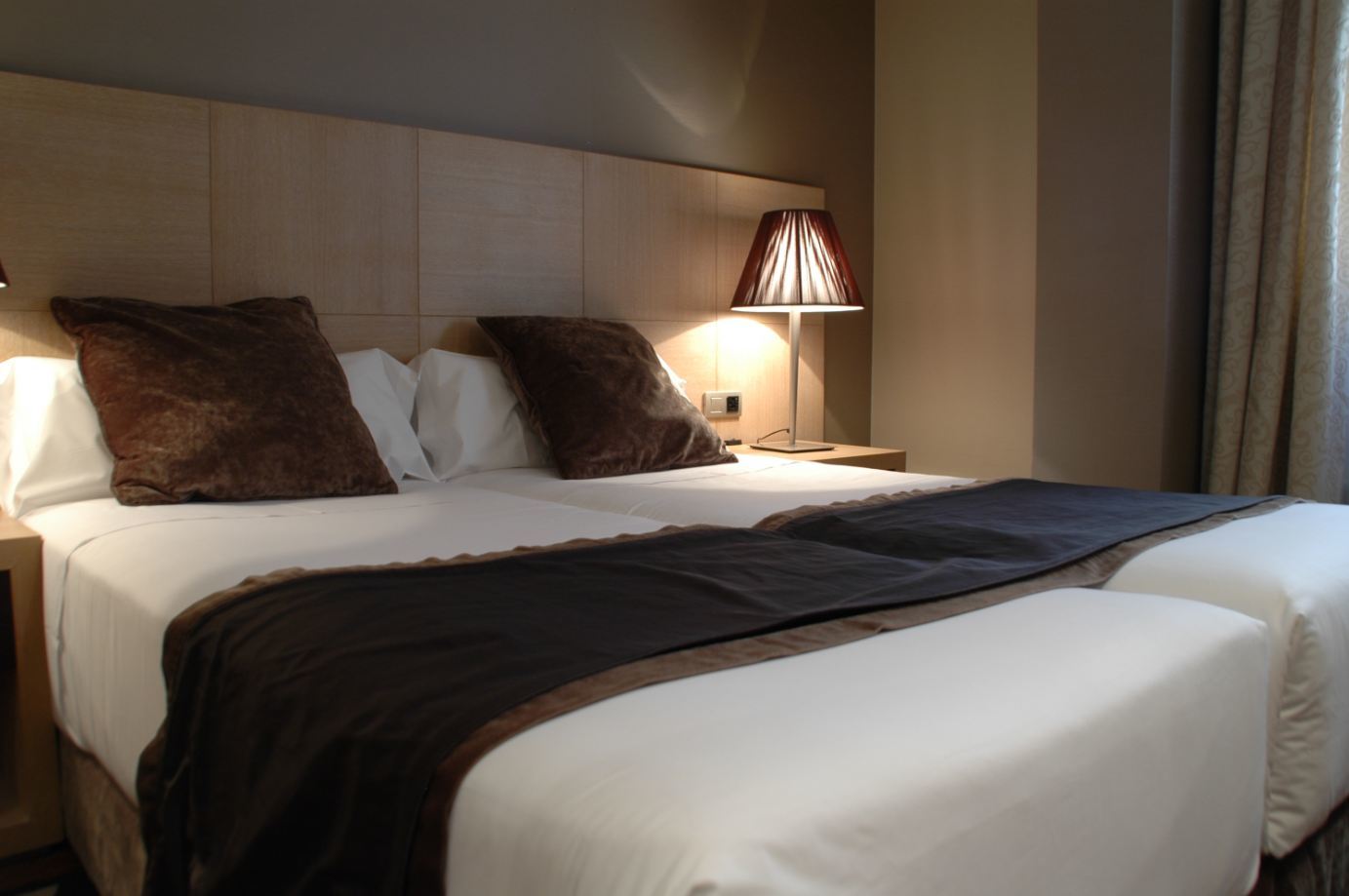 باياذوليد Washington Parquesol Suites & Hotel المظهر الخارجي الصورة
